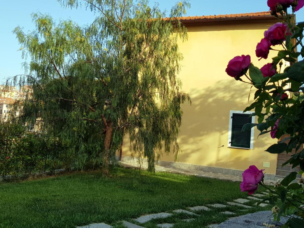 Casa Laura Villa Imperia Exterior photo